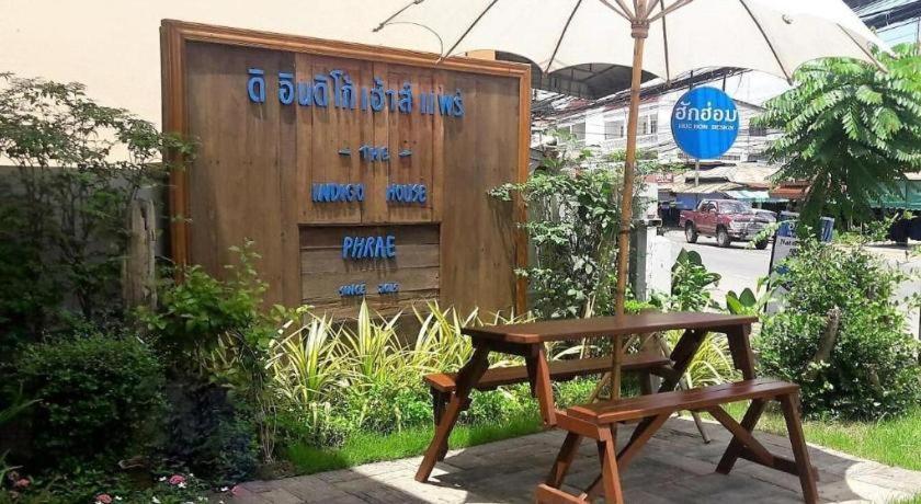 The Indigo House Phrae Hotel Exterior photo